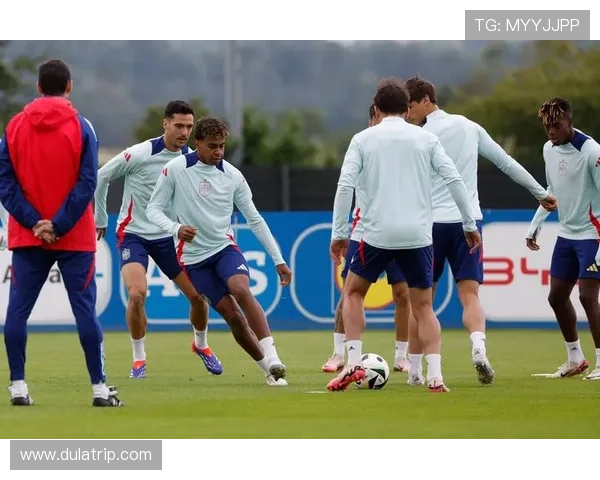 上海足球队在欧锦赛中的精彩表现与实力分析 上海足球队在欧锦赛中的精彩表现与实力分析