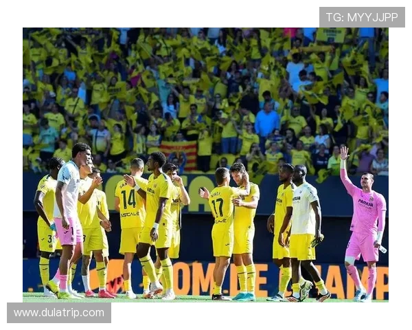 中国与巴西足球明星的传奇故事与影响力探讨